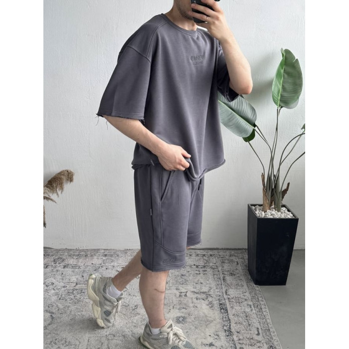 Oversize костюм з вишивкою