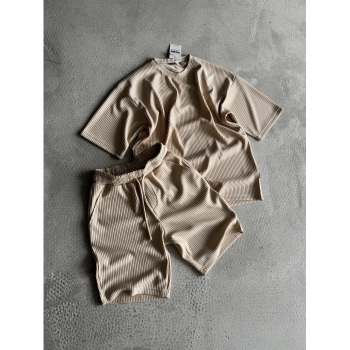 Літній oversize костюм у рубчик