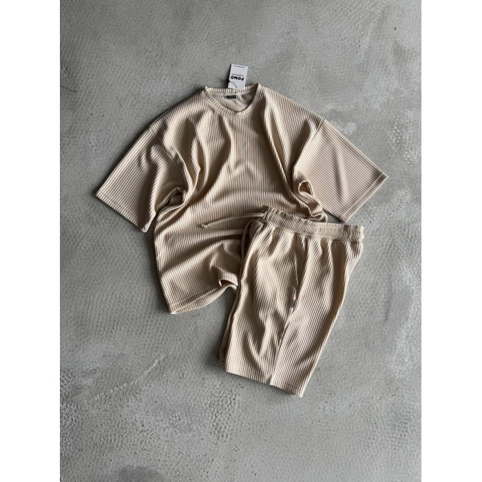 Літній oversize костюм у рубчик