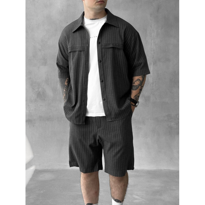 Літній oversize костюм у смужку