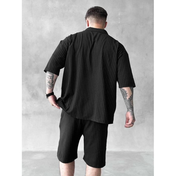 Літній oversize костюм у смужку