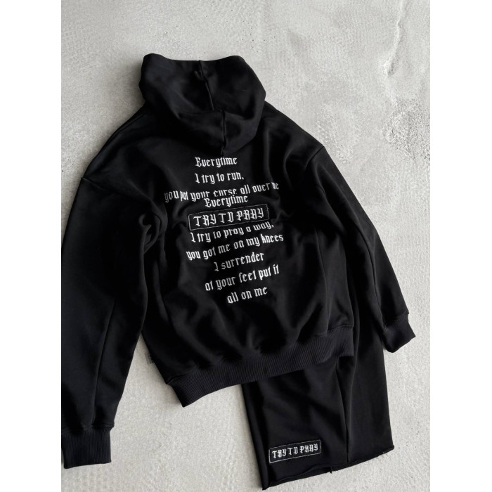 Oversize костюм з вишивкою