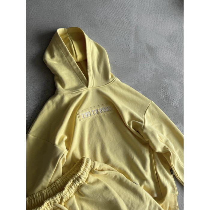 Oversize костюм з вишивкою
