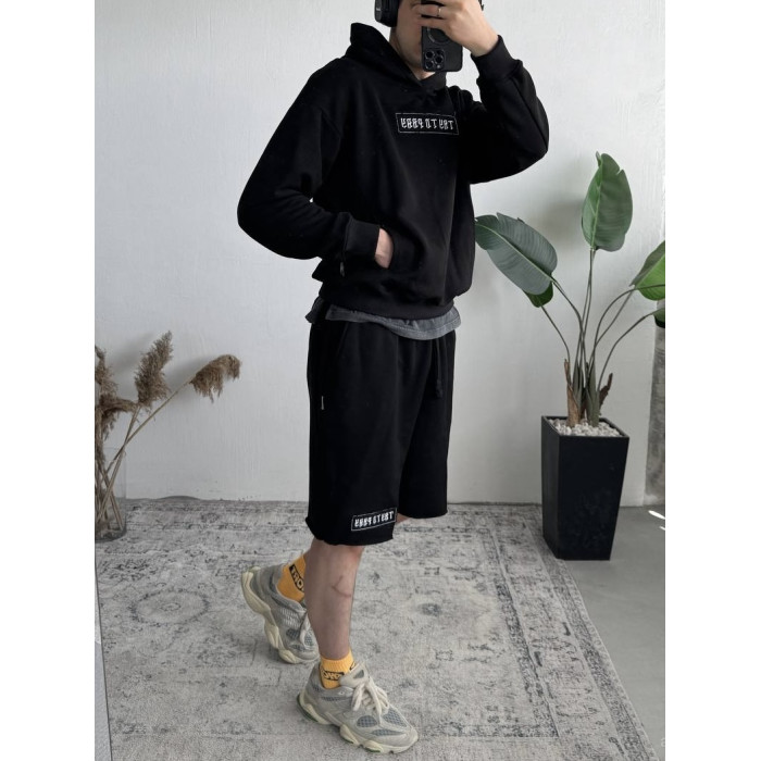 Oversize костюм з вишивкою