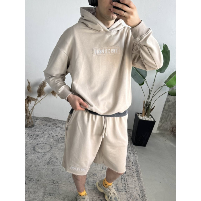 Oversize костюм з вишивкою