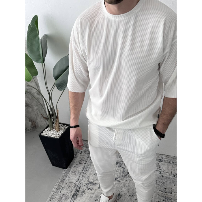 Літній oversize костюм у рубчик