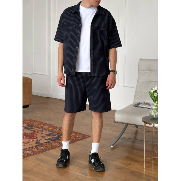 Літній oversize костюм у смужку