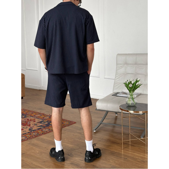 Літній oversize костюм у смужку