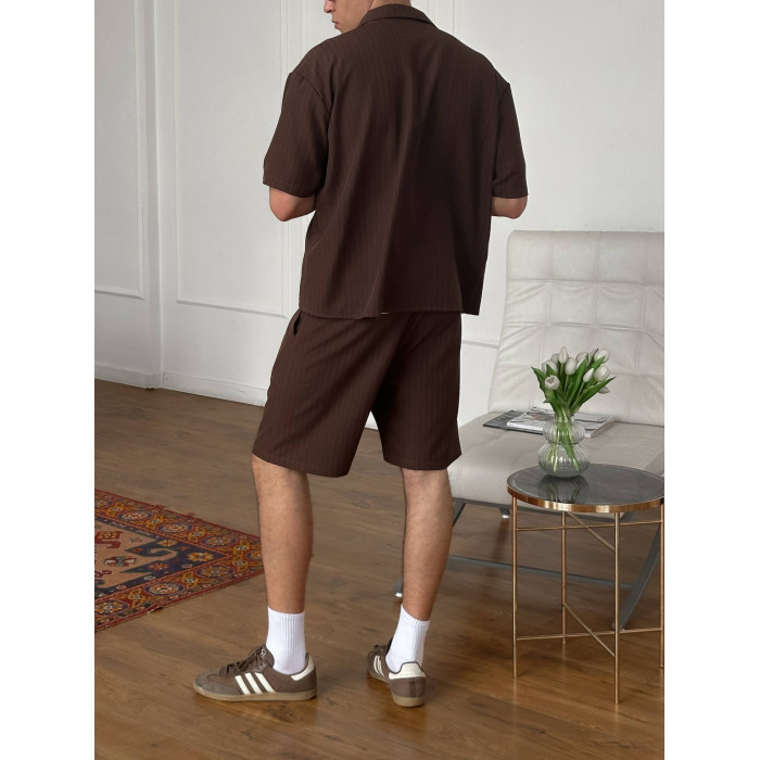 Літній oversize костюм у смужку