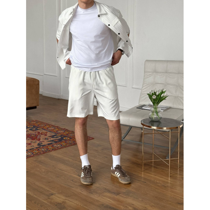 Літній oversize костюм у смужку