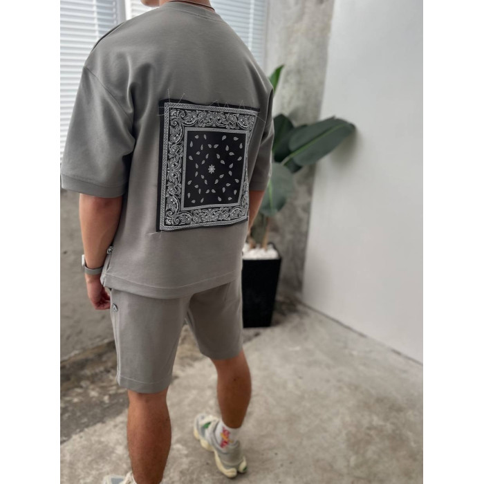 Літній oversize костюм з принтом