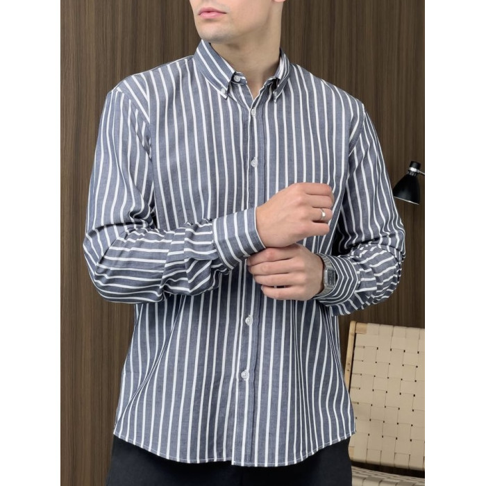 Класична сорочка у смужку