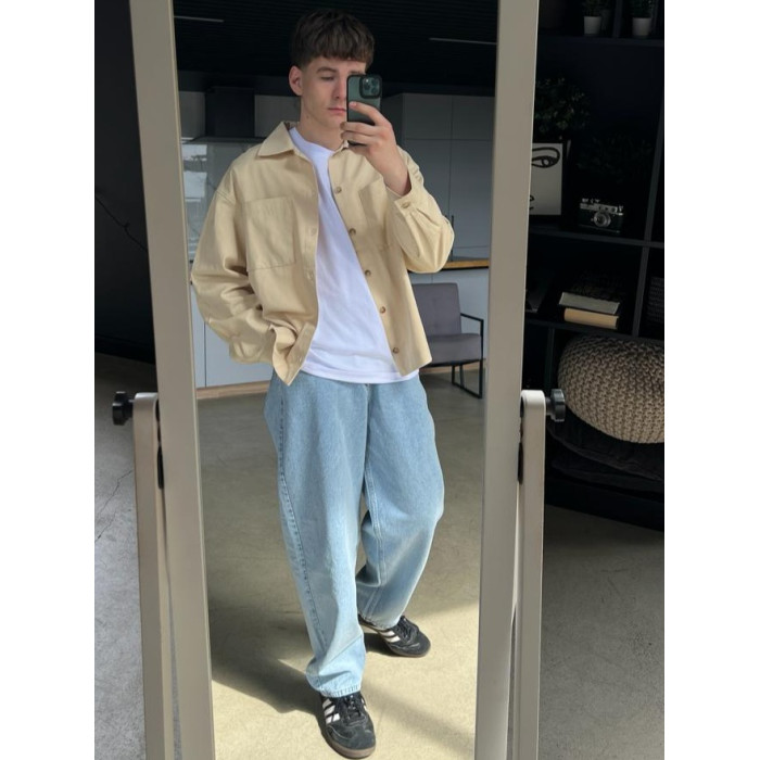 Oversize сорочка зі щільної тканини 