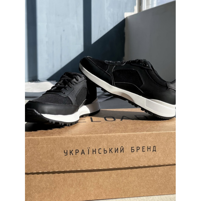 Базові шкіряні кросівки