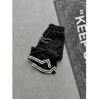 Шорти з контрастними лампасами