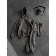Oversize костюм з вишивкою