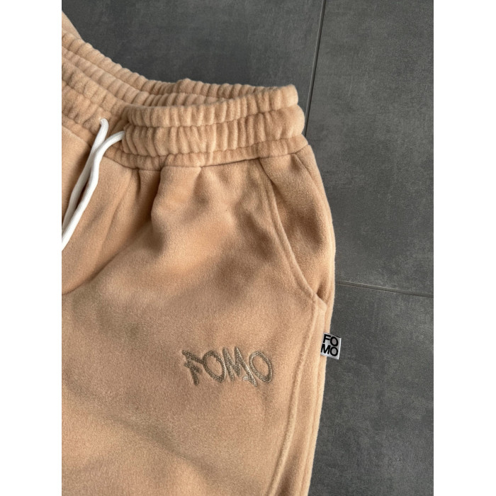 Флісовий oversize костюм з вишивкою