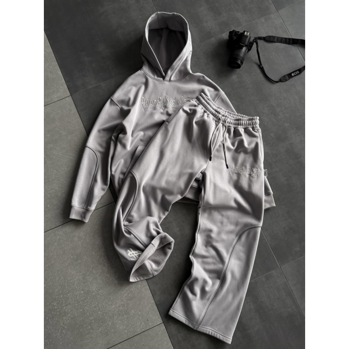 Oversize костюм з вишивкою