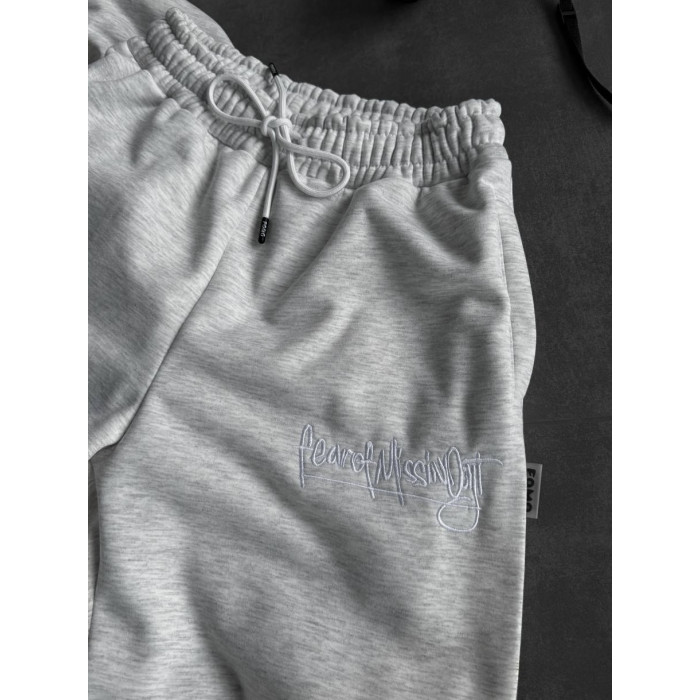 Oversize костюм з вишивкою