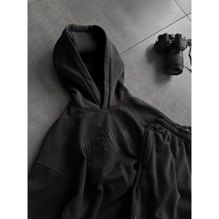 Oversize костюм з вишивкою