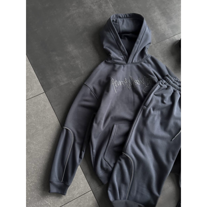 Oversize костюм з вишивкою