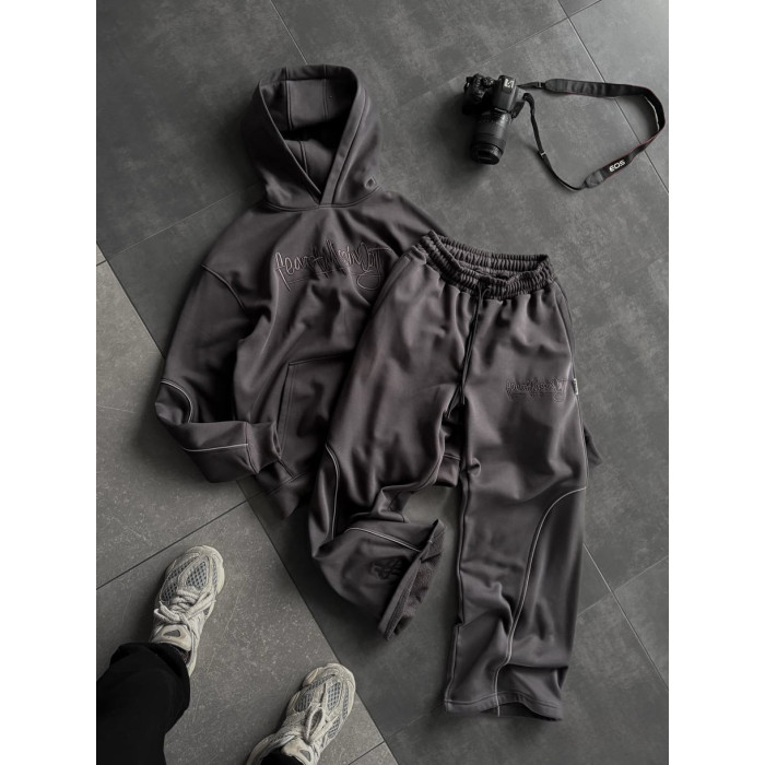 Oversize костюм з вишивкою