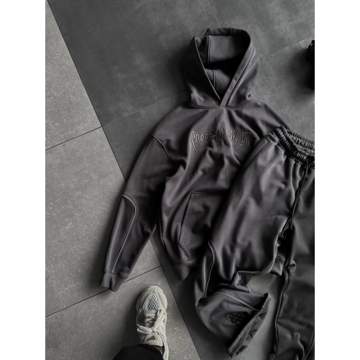 Oversize костюм з вишивкою
