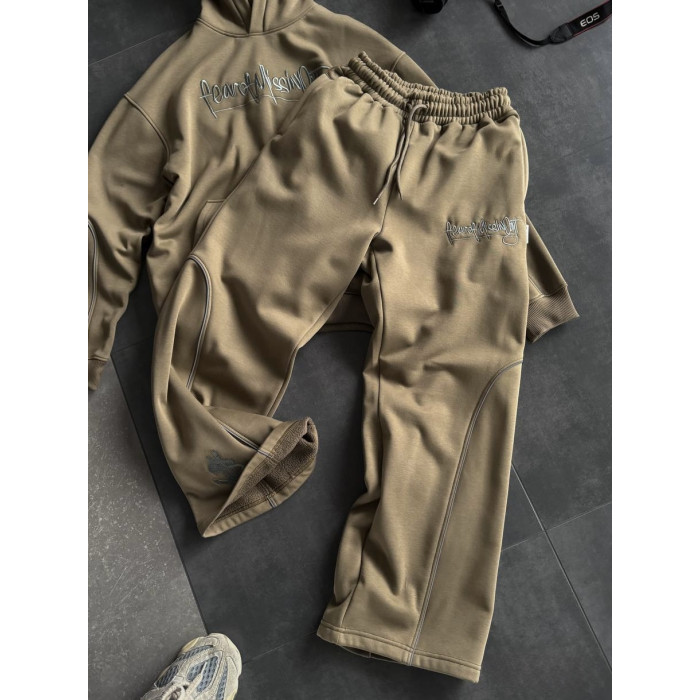 Oversize костюм з вишивкою