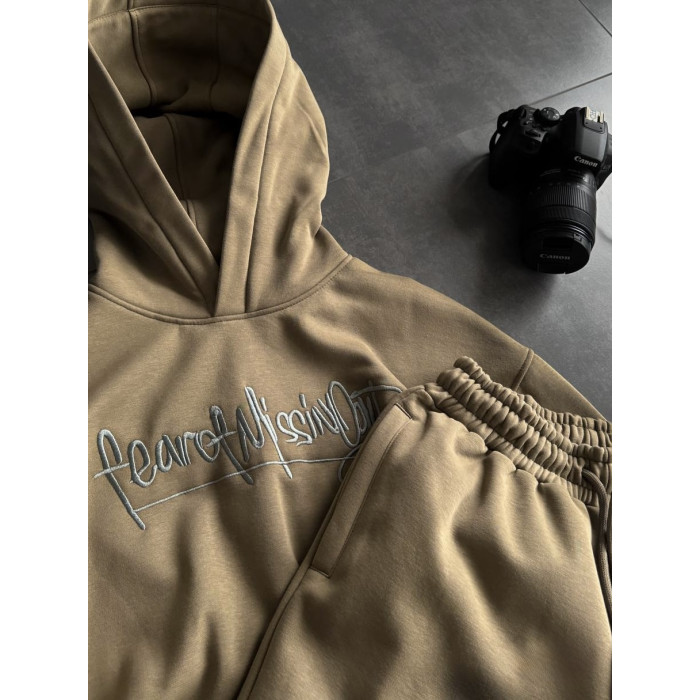 Oversize костюм з вишивкою