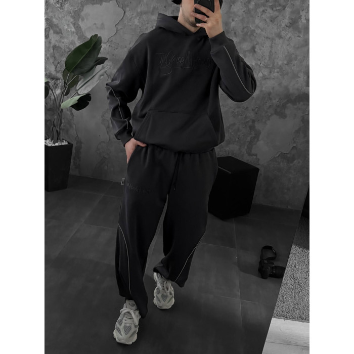 Oversize костюм з вишивкою