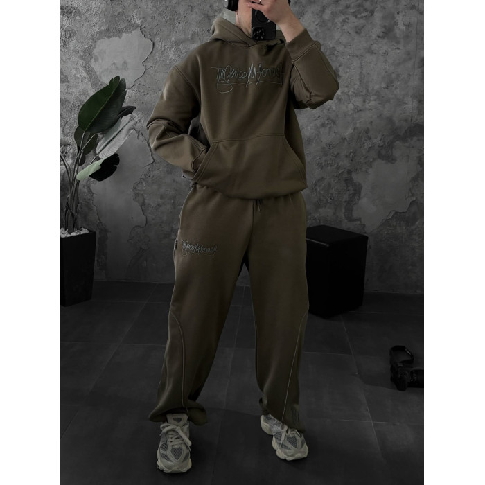 Oversize костюм з вишивкою