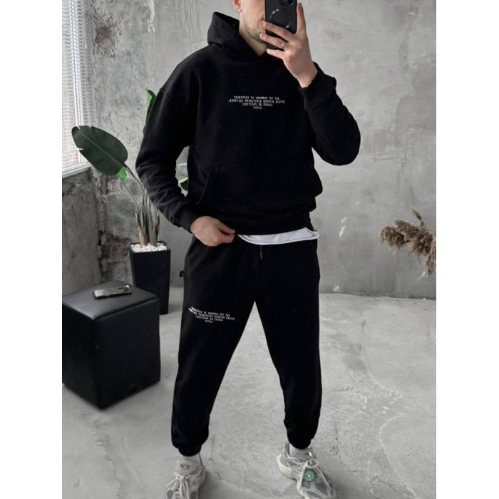 Спортивний костюм з надписом
