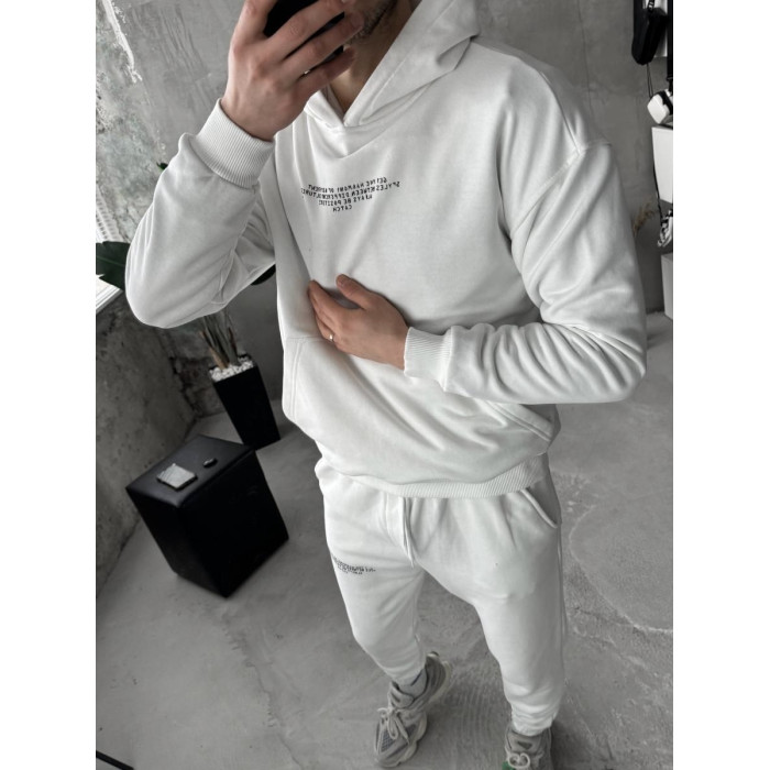 Спортивний костюм з надписом