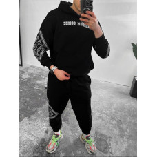 Спортивний костюм з принтом