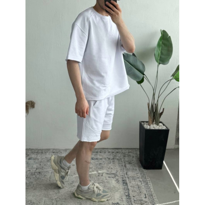 Oversize костюм з вишивкою