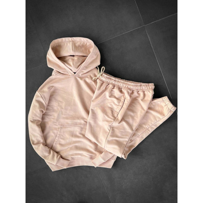 Базовий oversize костюм