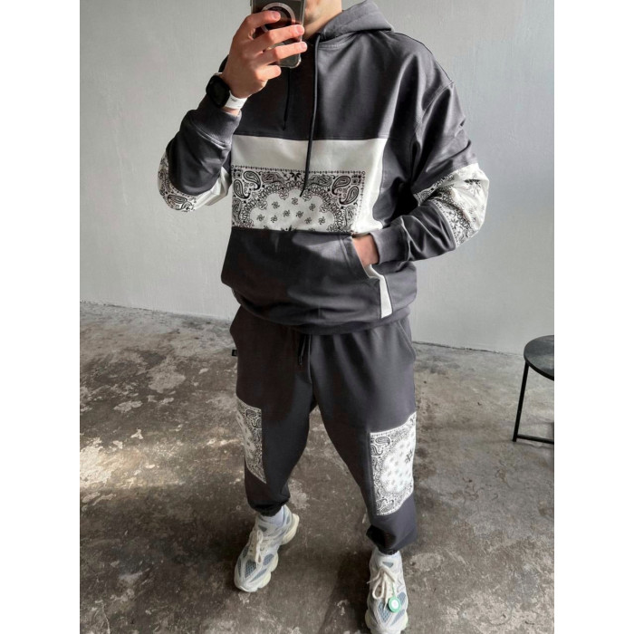Oversize костюм з принтом
