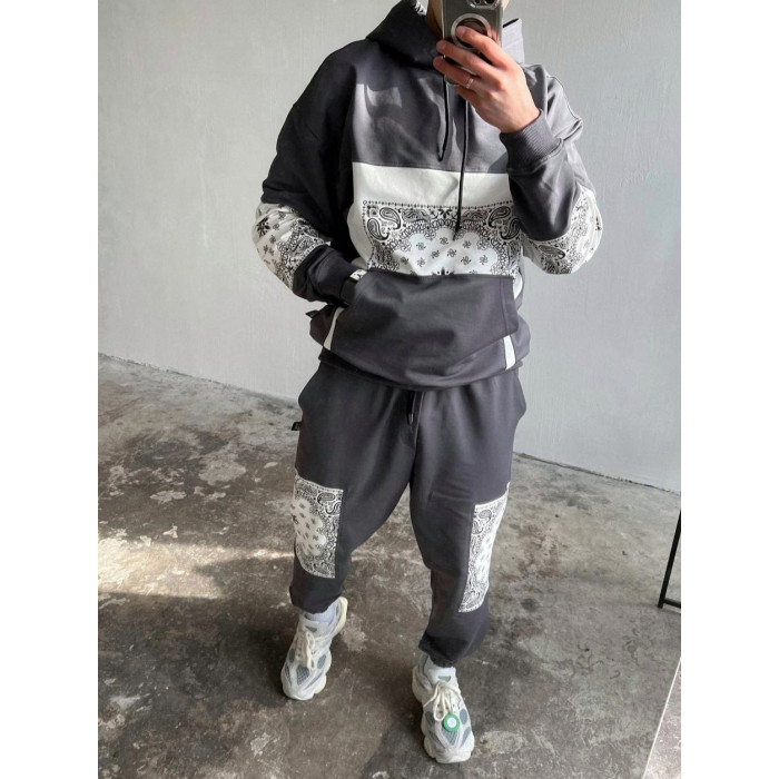 Oversize костюм з принтом