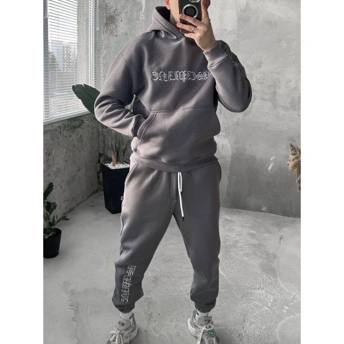 Oversize костюм з вишивкою