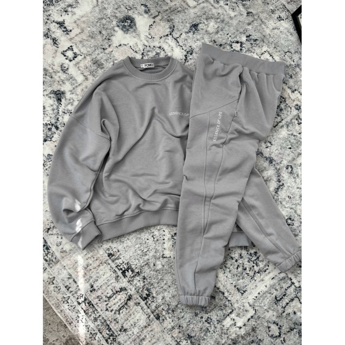 Oversize костюм з надписом