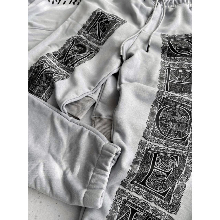 Oversize костюм з принтом