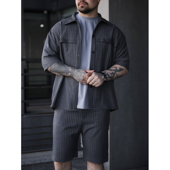 Літній oversize костюм у смужку