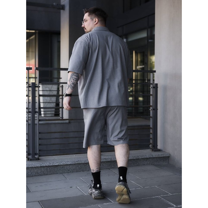 Літній oversize костюм у смужку