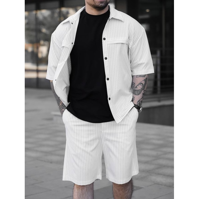 Літній oversize костюм у смужку