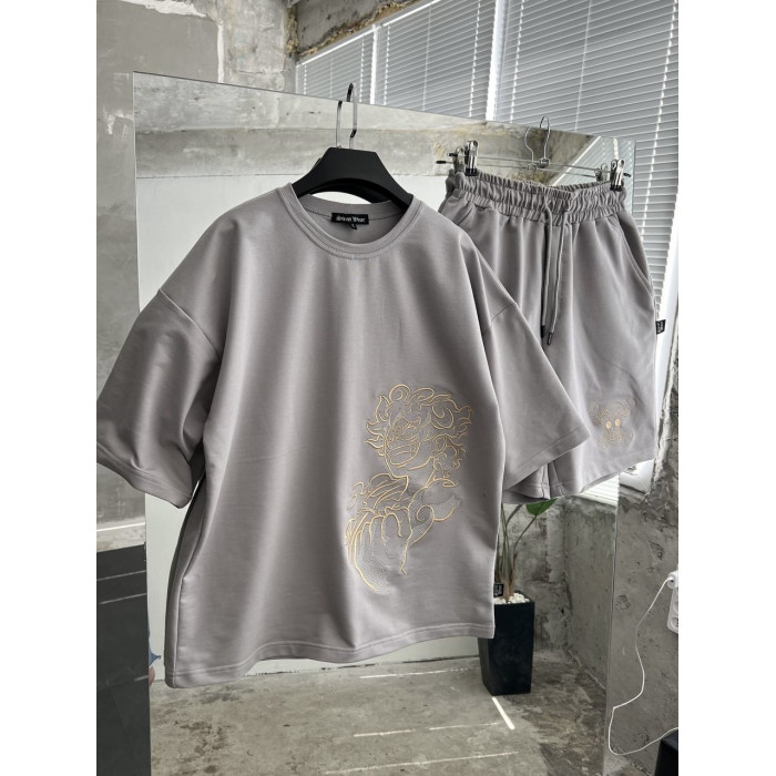 Oversize костюм з вишивкою