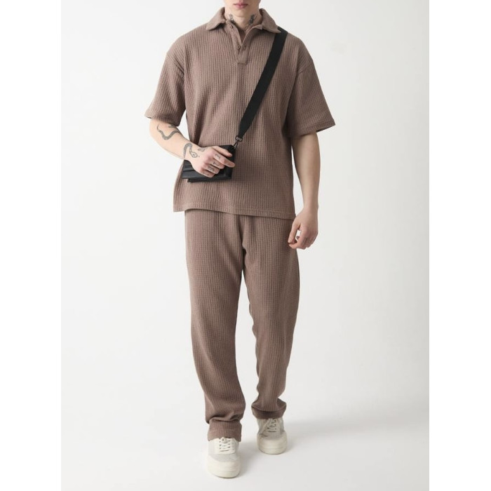 Oversize костюм з фактурної тканини