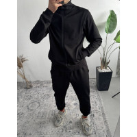 Базовий спортивний костюм