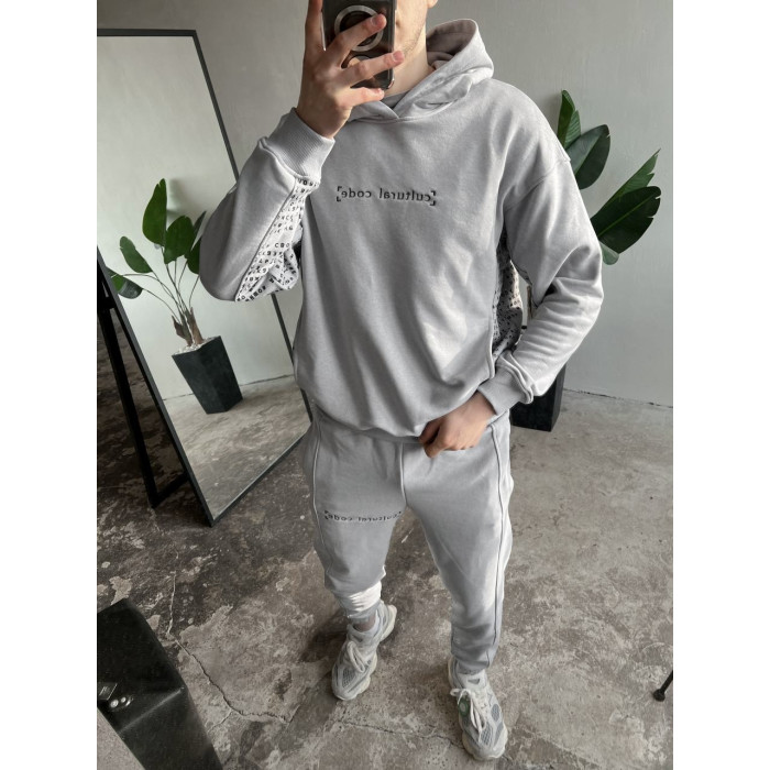 Спортивний костюм з надписом