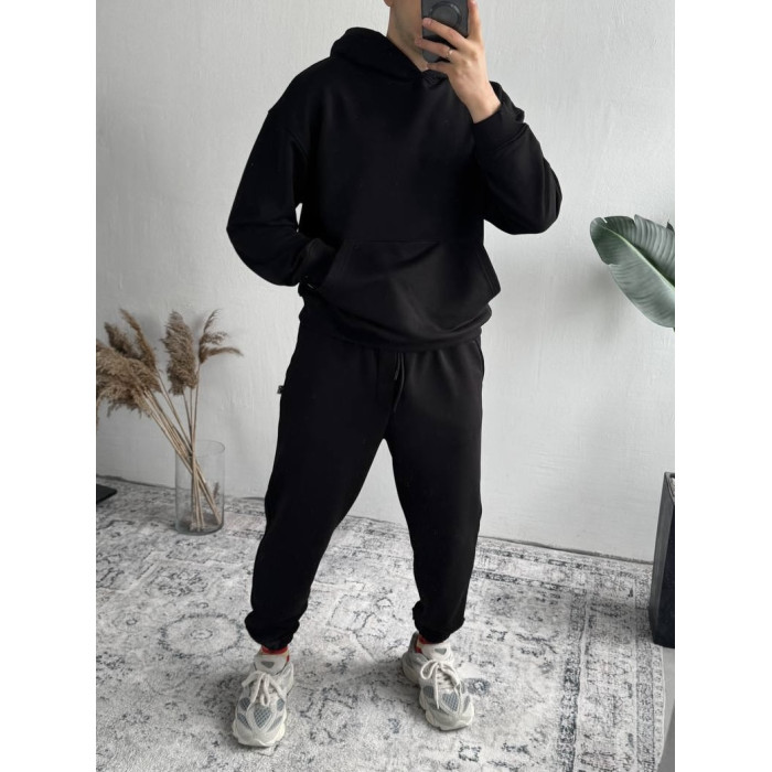 Базовий oversize костюм