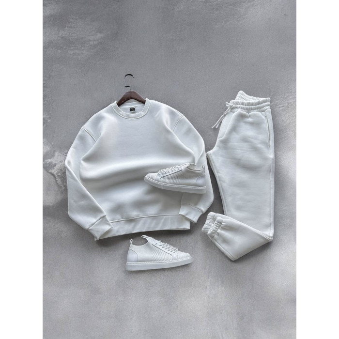 Базовий oversize костюм